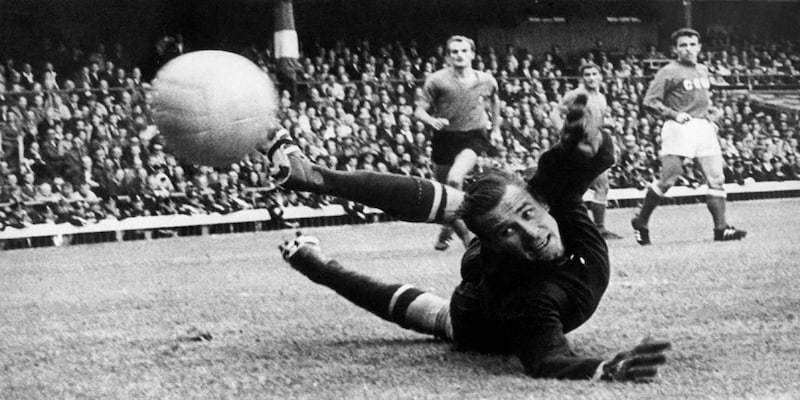 Tiểu sử Lev Yashin phản ánh sự cống hiến cả cuộc đời của ông cho bóng đá