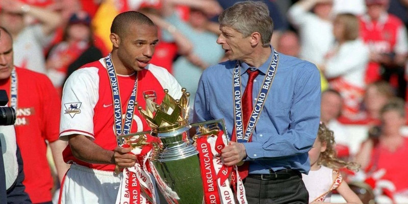 Thierry Henry Arsenal - Nhà vô địch bất bại dưới thời HLV Arsene Wenger